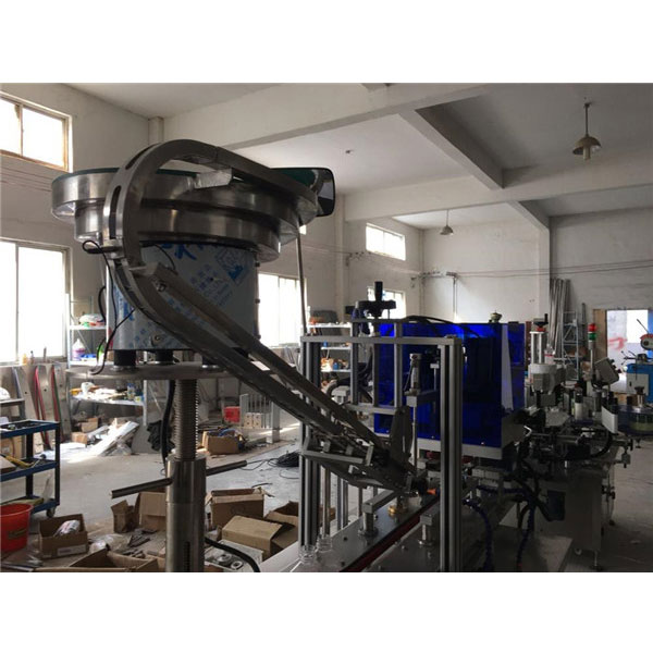 Automatic 4 Wheels Screw Capping Machine